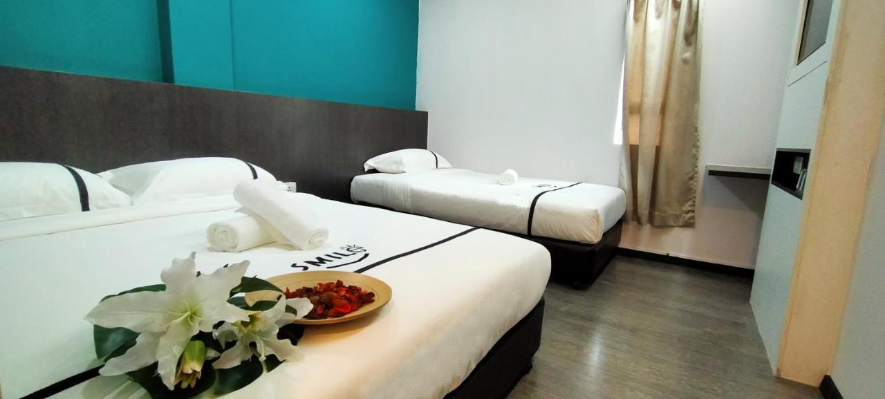 Smile Hotel Petaling Jaya Ss2 Eksteriør billede